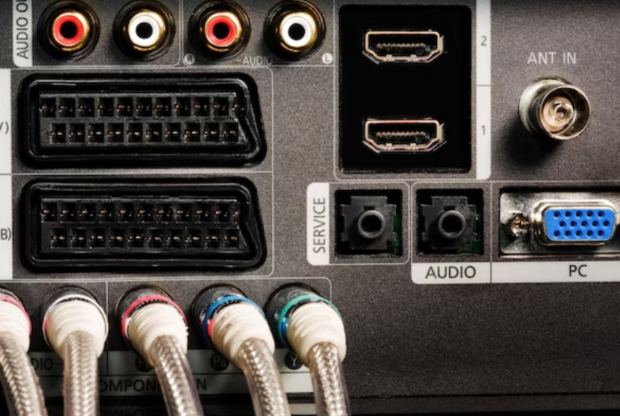 Rapid Prototyping für kundenspezifische Multimedia-Gehäuse