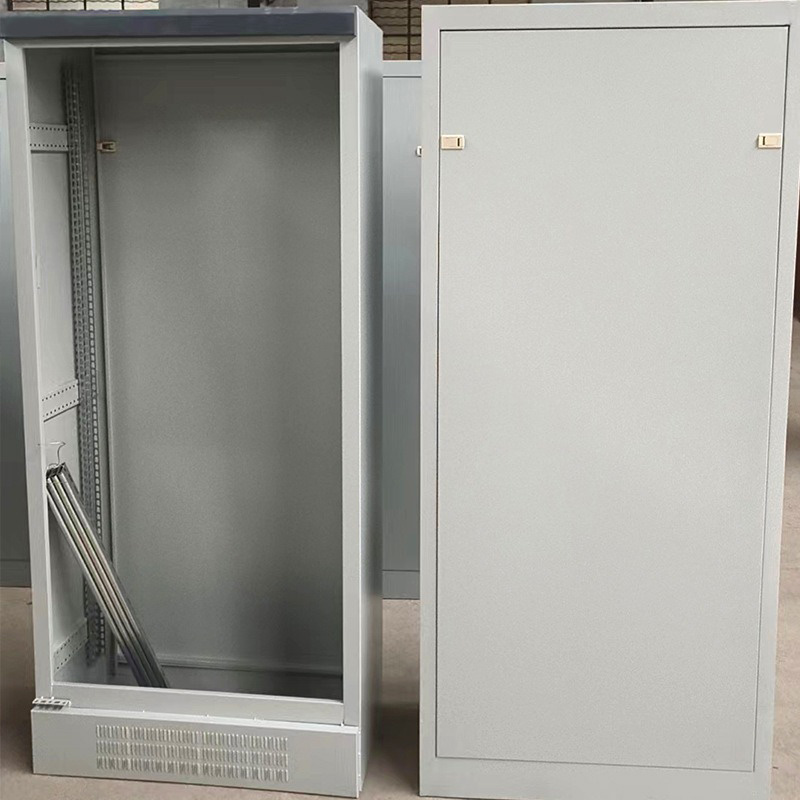 Custom Power Distribution Cabinets & High Low Voltage Control Boxes2